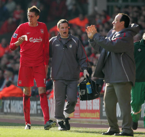 法尔克：二队前锋利契纳预计冬窗离队，拜仁希望加入回购条款（法尔克：拜仁二队前锋利契纳预计冬窗离队，俱乐部盼加入回购条款）