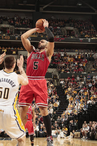 记者：罗马联系法比奥-席尔瓦团队，但若吉拉西离队他将留下（记者：罗马已接触法比奥-席尔瓦团队，若吉拉西离队他将选择留队）