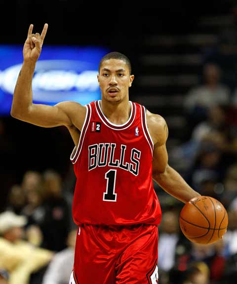 英超战报：B费2射1传，姆伯莫破门，曼联4-1狼队（英超快讯：B费梅开二度并送助攻，姆伯莫破门，曼联4-1击败狼队）