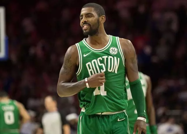 勇记：格林赛后穿着保护靴，但预计下一场仍可带伤出战（勇士记者：格林赛后穿防护靴，预计下场仍将带伤出场）