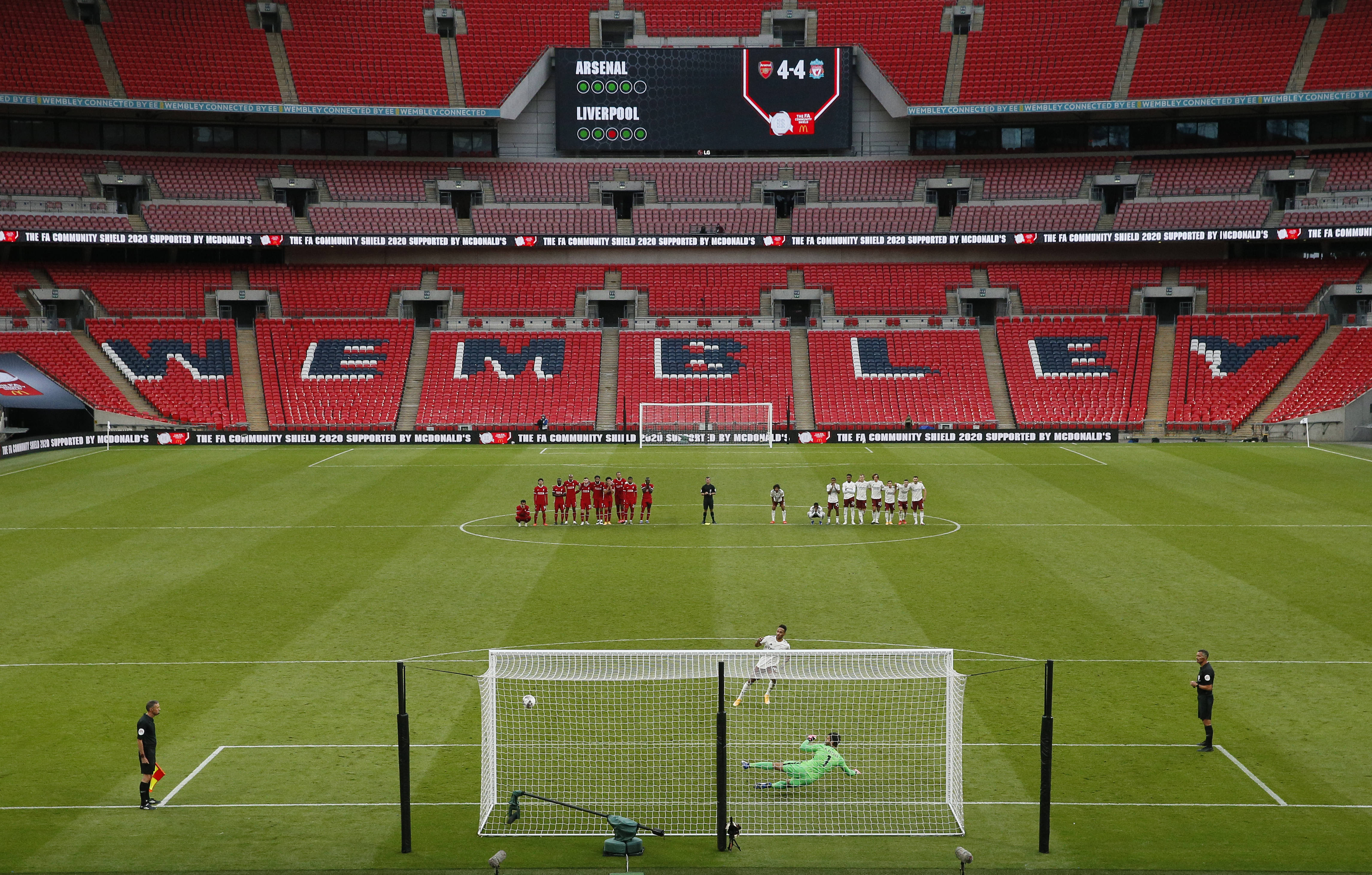 NBA球员合同更新及薪资排行榜（NBA球员最新合同动态与薪资榜单）